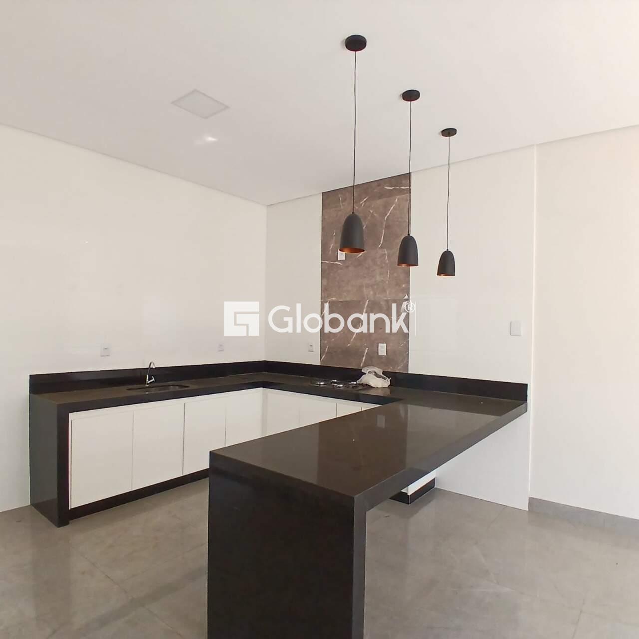 Casa 3 quartos à venda Esplanada 100m² Montes Claros MG: 