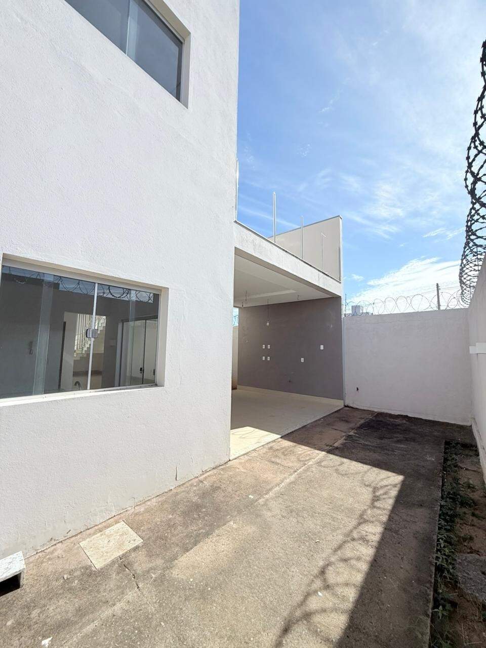 Casa 3 quartos à venda Augusta Mota 171m² Montes Claros MG: 