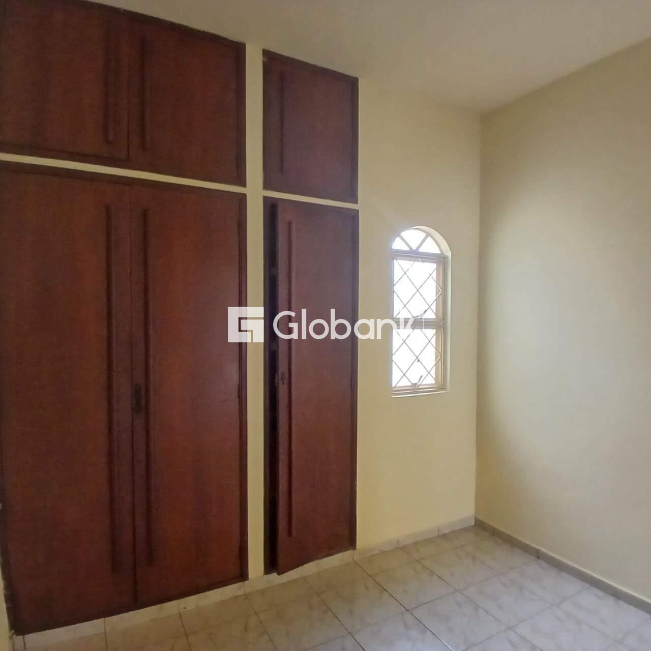 Casa 4 quartos à venda Alcides Rabelo 120m² Montes Claros MG: 
