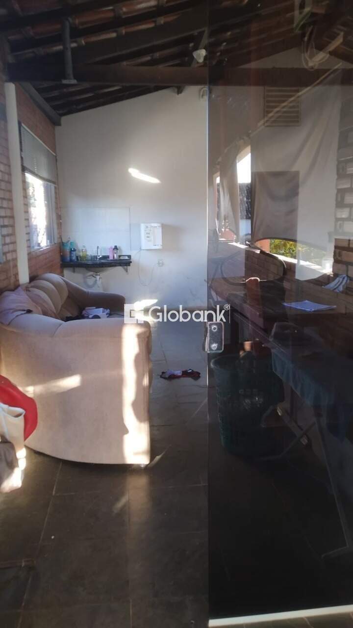 Casa 6 quartos à venda Centro 500m² Januária MG: 