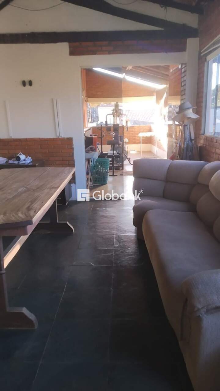 Casa 6 quartos à venda Centro 500m² Januária MG: 