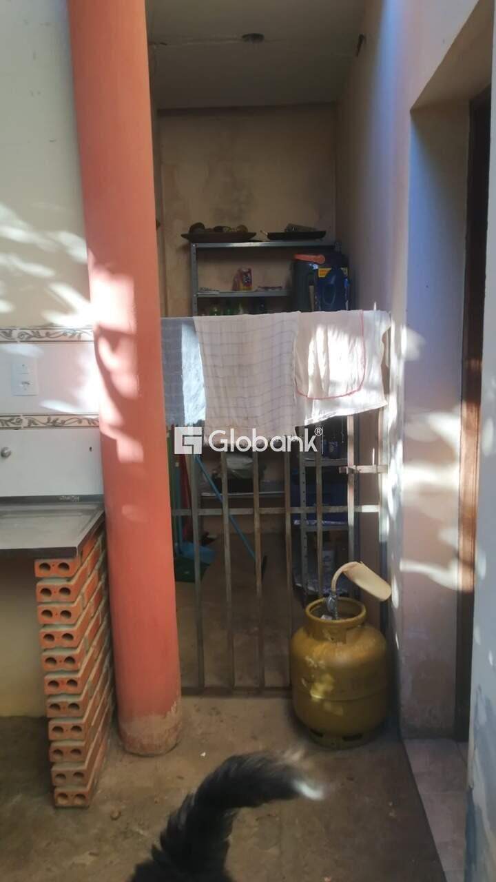 Casa 6 quartos à venda Centro 500m² Januária MG: 