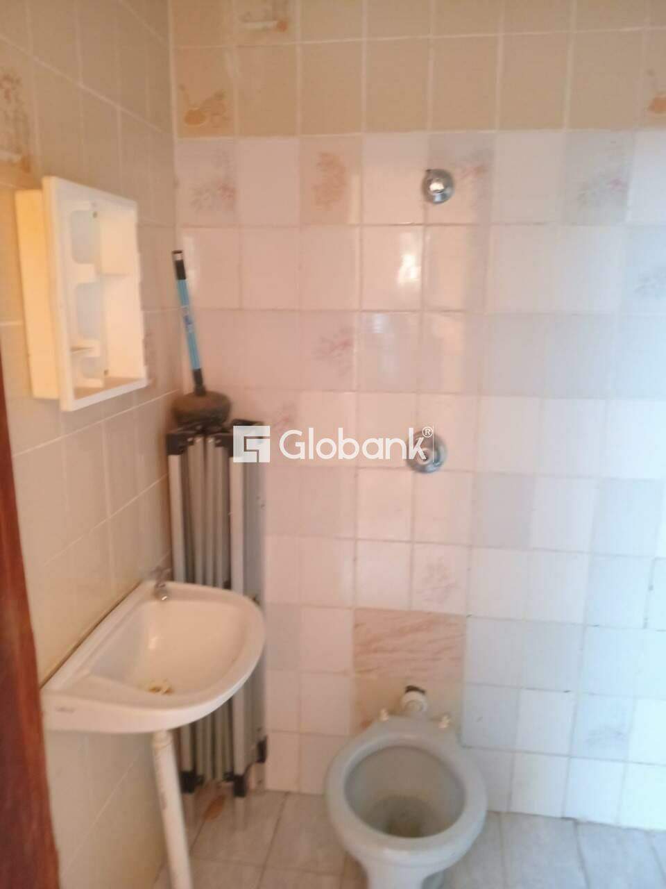 Casa 6 quartos à venda Centro 500m² Januária MG: 