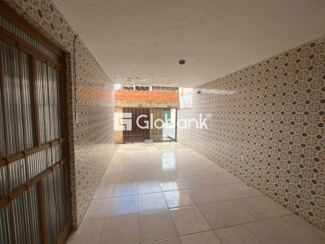 Casa 5 quartos à venda Lourdes 150m² Montes Claros MG: GARAGEM COBERTA