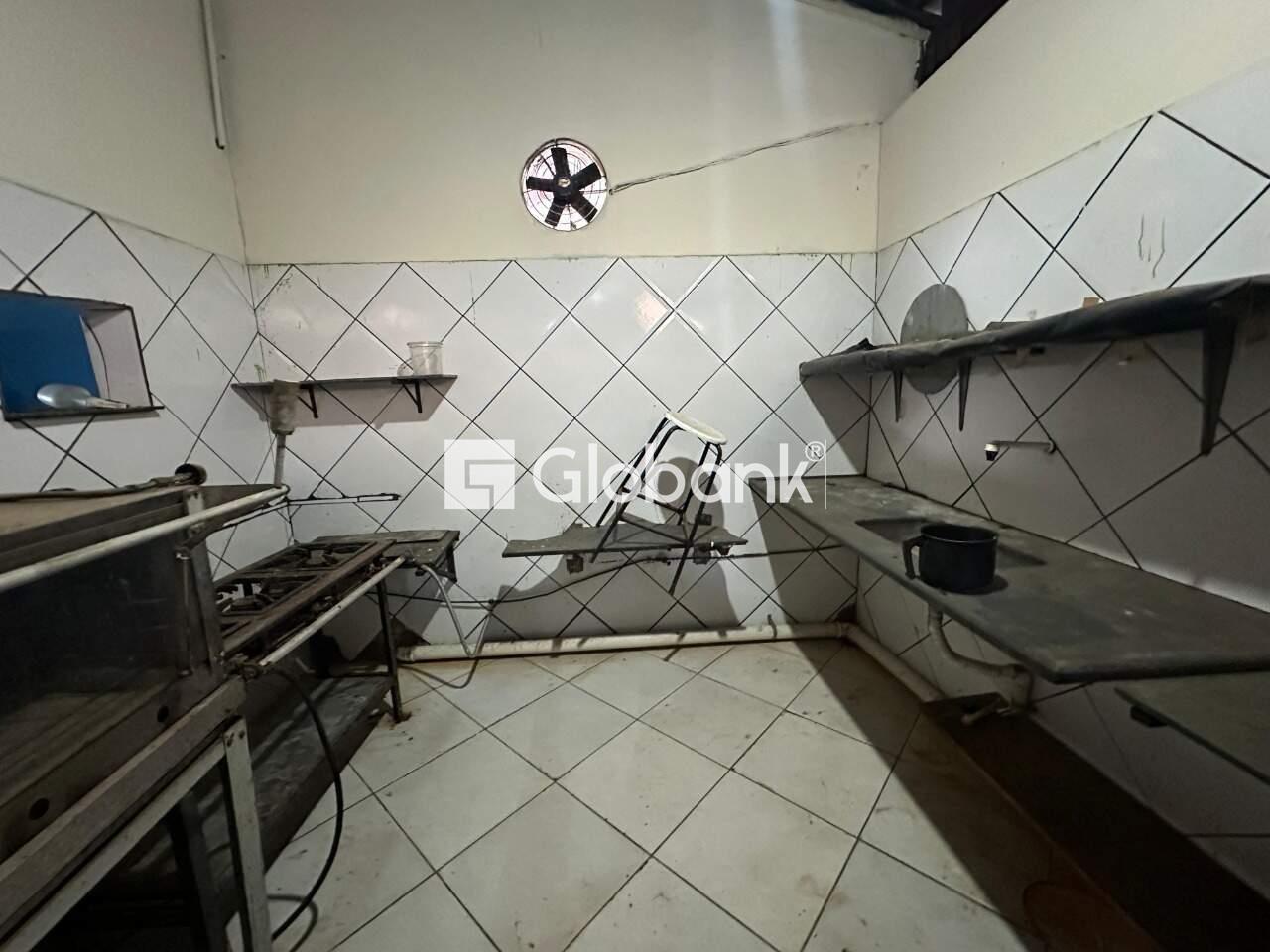Ponto comercial para aluguel Eldorado 180m² Montes Claros MG: Cozinha