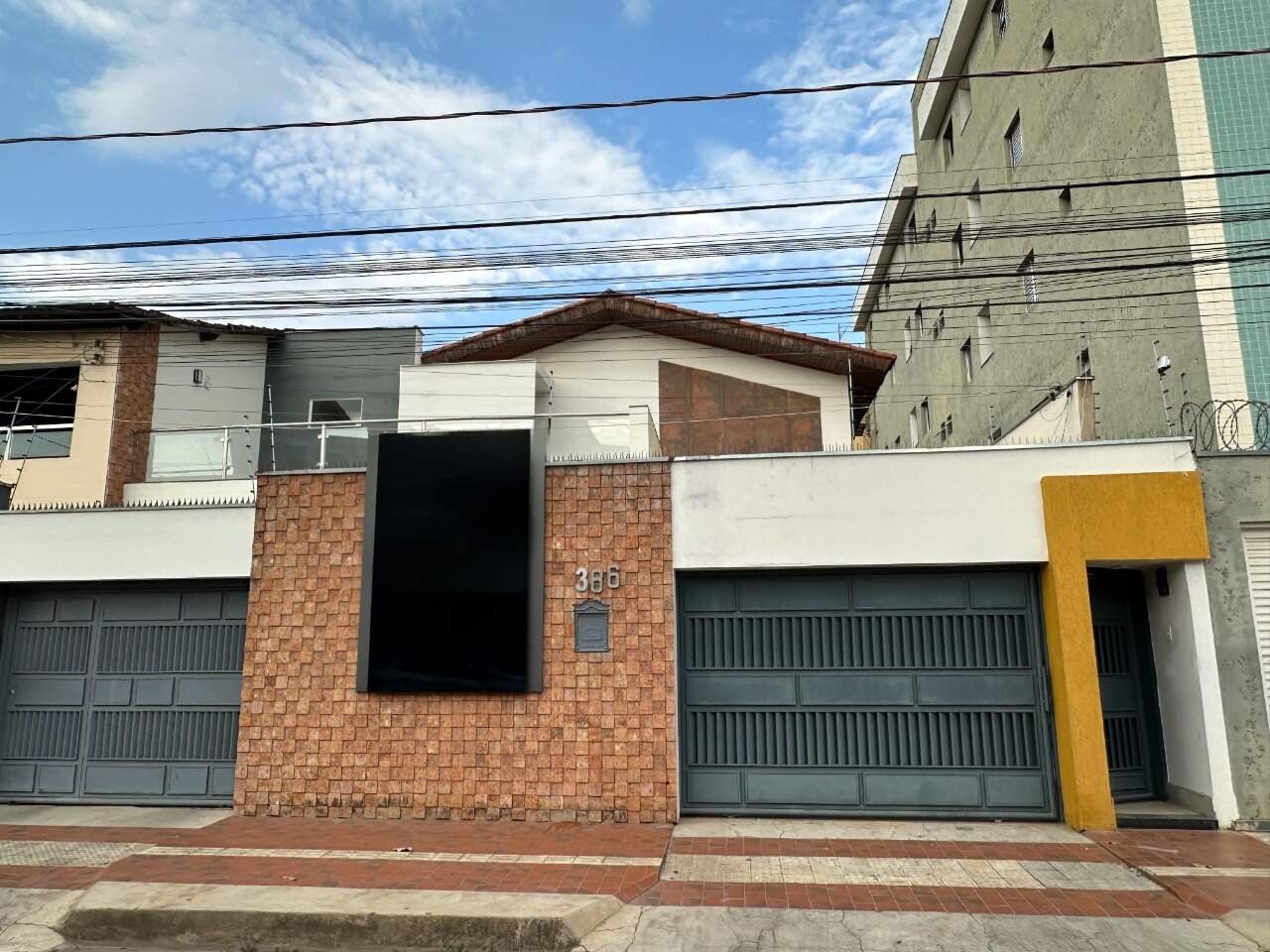 Casa 4 quartos para aluguel São José 300m² Montes Claros MG: Fachada