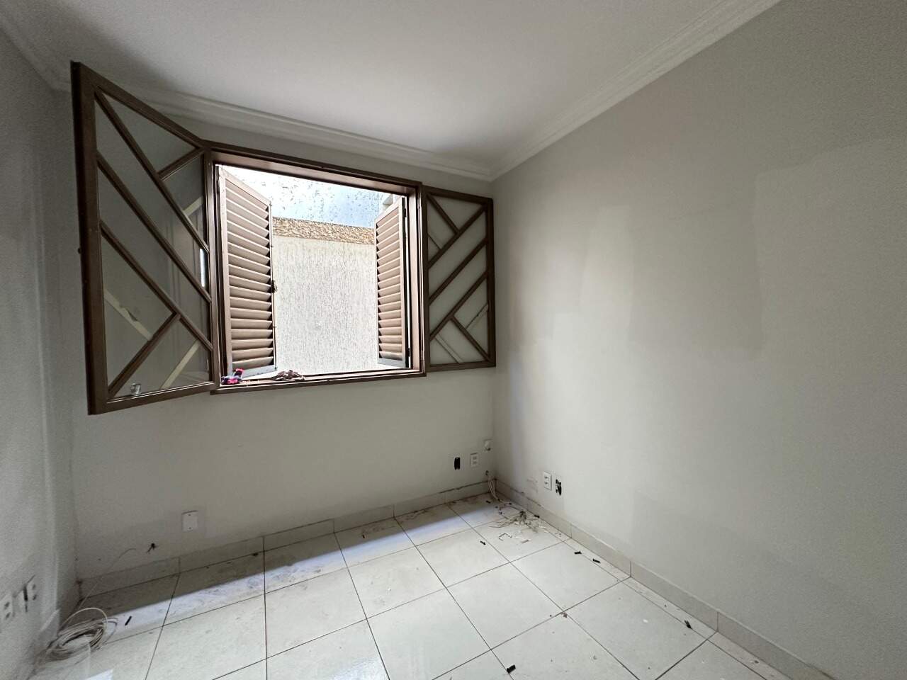 Casa 4 quartos para aluguel São José 300m² Montes Claros MG: Quarto