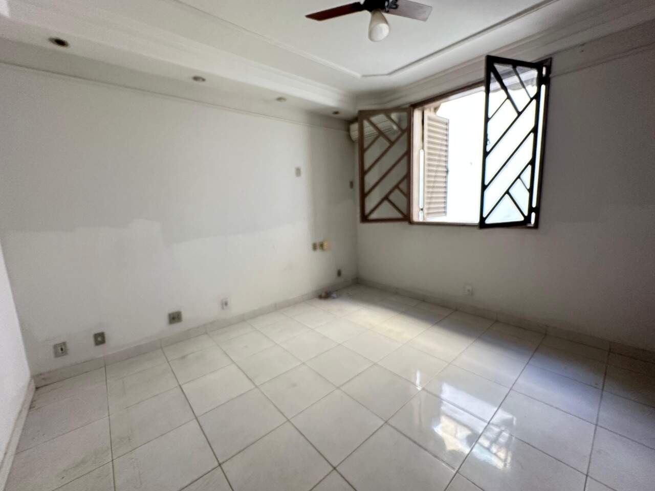 Casa 4 quartos para aluguel São José 300m² Montes Claros MG: Quarto2