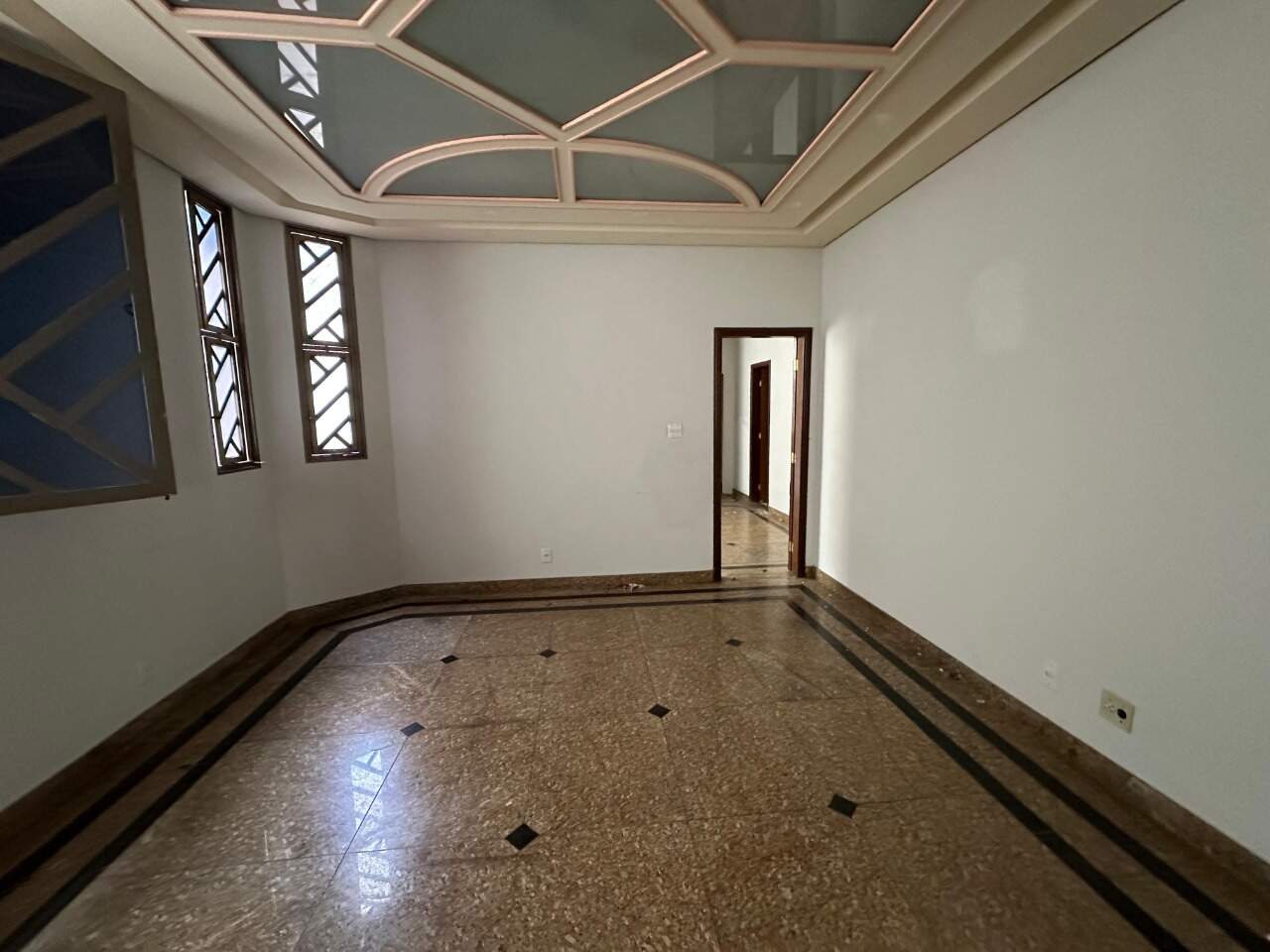 Casa 4 quartos para aluguel São José 300m² Montes Claros MG: Sala2