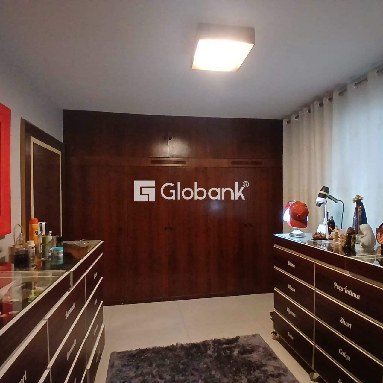 Apartamento 4 quartos à venda São José 210m² Montes Claros MG: 