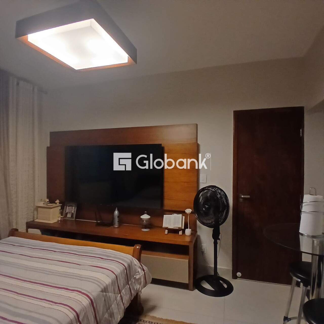 Apartamento 4 quartos à venda São José 210m² Montes Claros MG: 