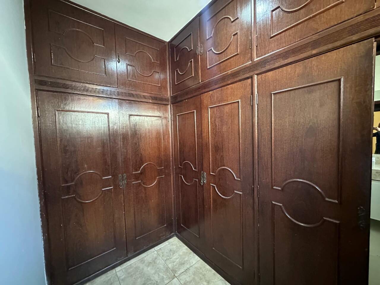 Casa 3 quartos para aluguel Jardim Panorama 191m² Montes Claros MG: Closet