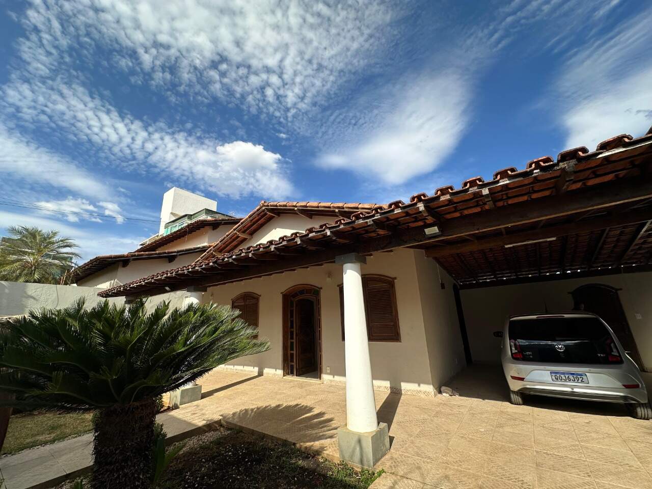 Casa 3 quartos para aluguel Jardim Panorama 191m² Montes Claros MG: Garagem