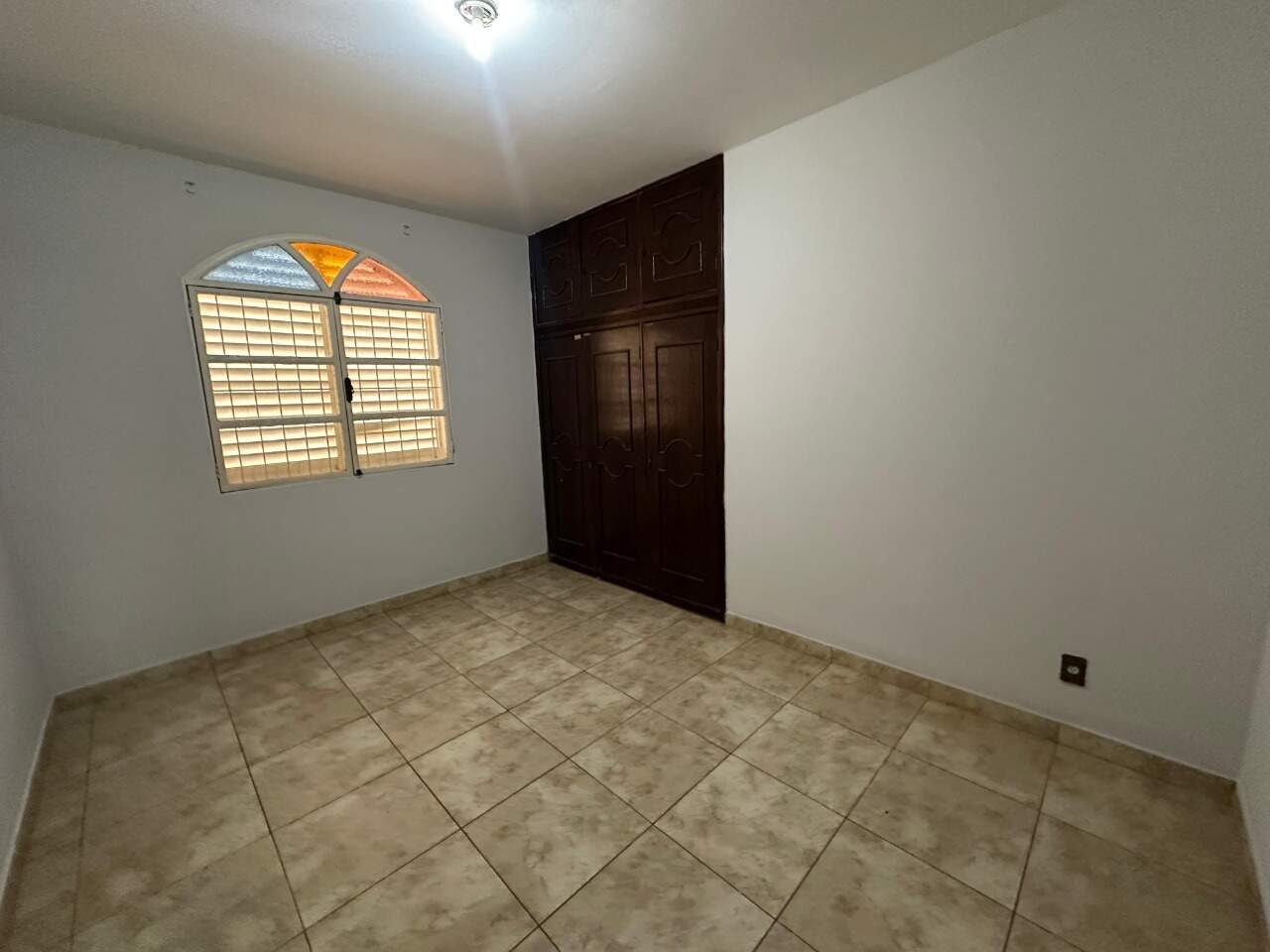 Casa 3 quartos para aluguel Jardim Panorama 191m² Montes Claros MG: Quarto.