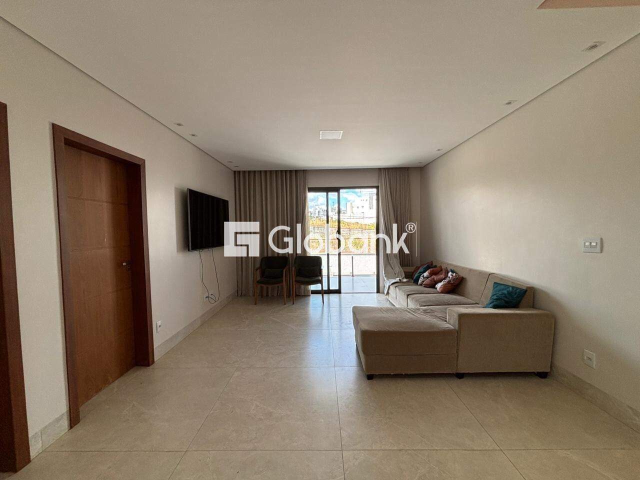 Casa 3 quartos à venda Ibituruna 400m² Montes Claros MG: