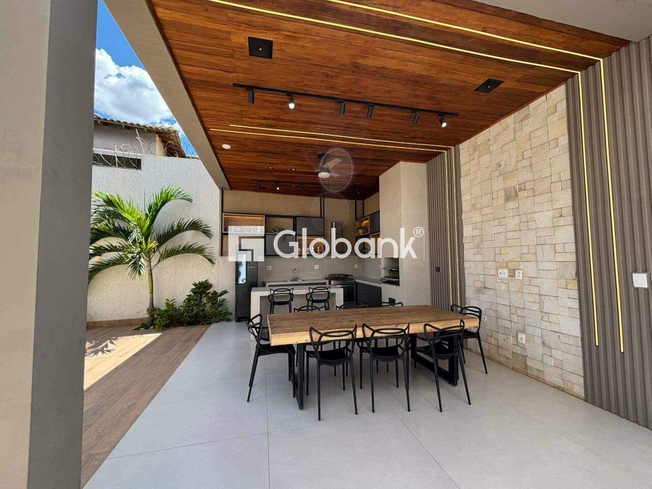 Casa 3 quartos à venda Ibituruna 400m² Montes Claros MG: