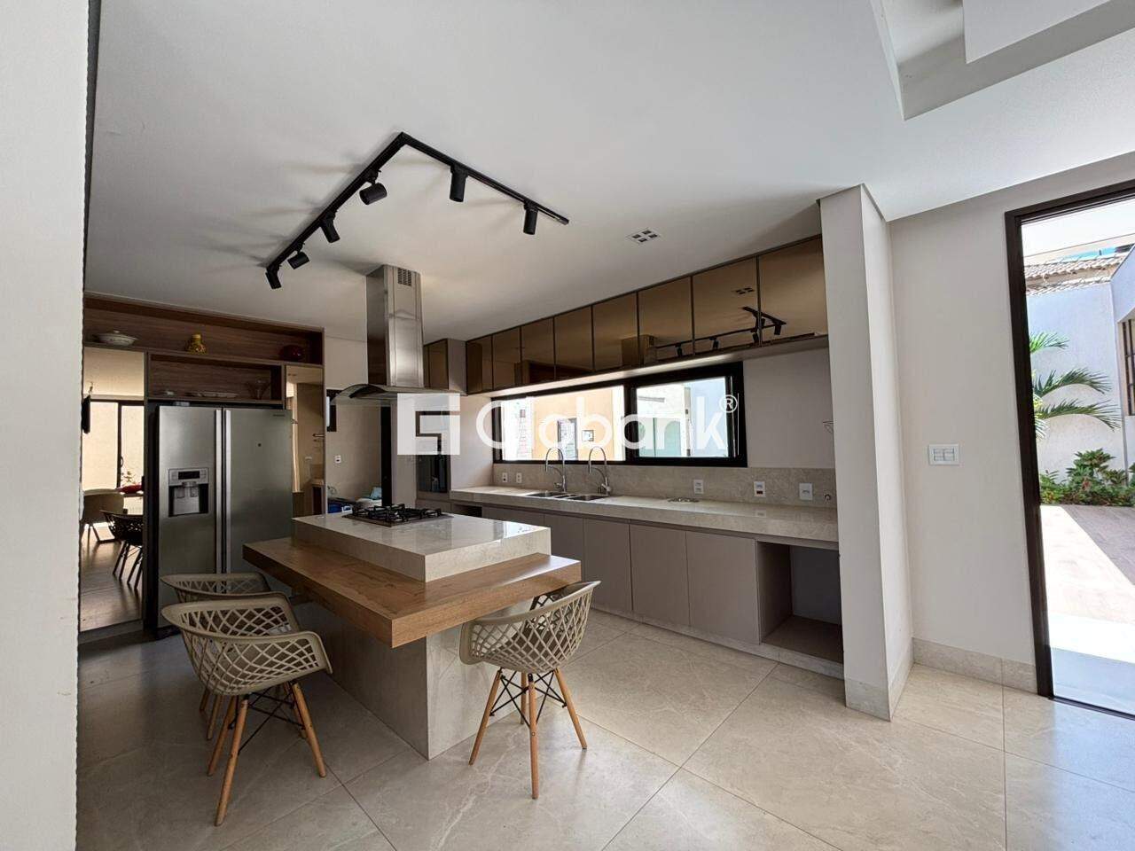 Casa 3 quartos à venda Ibituruna 400m² Montes Claros MG: