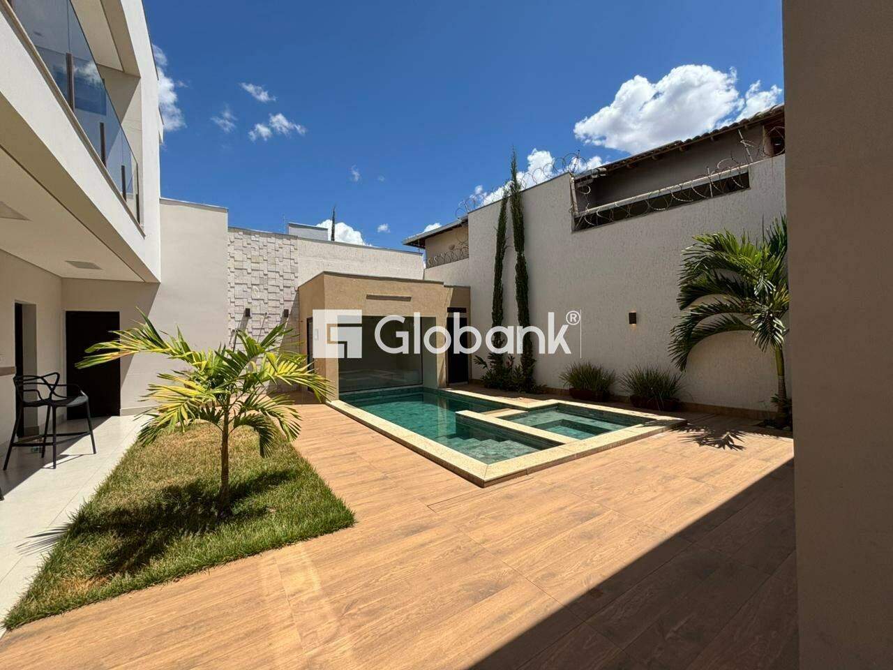 Casa 3 quartos à venda Ibituruna 400m² Montes Claros MG: