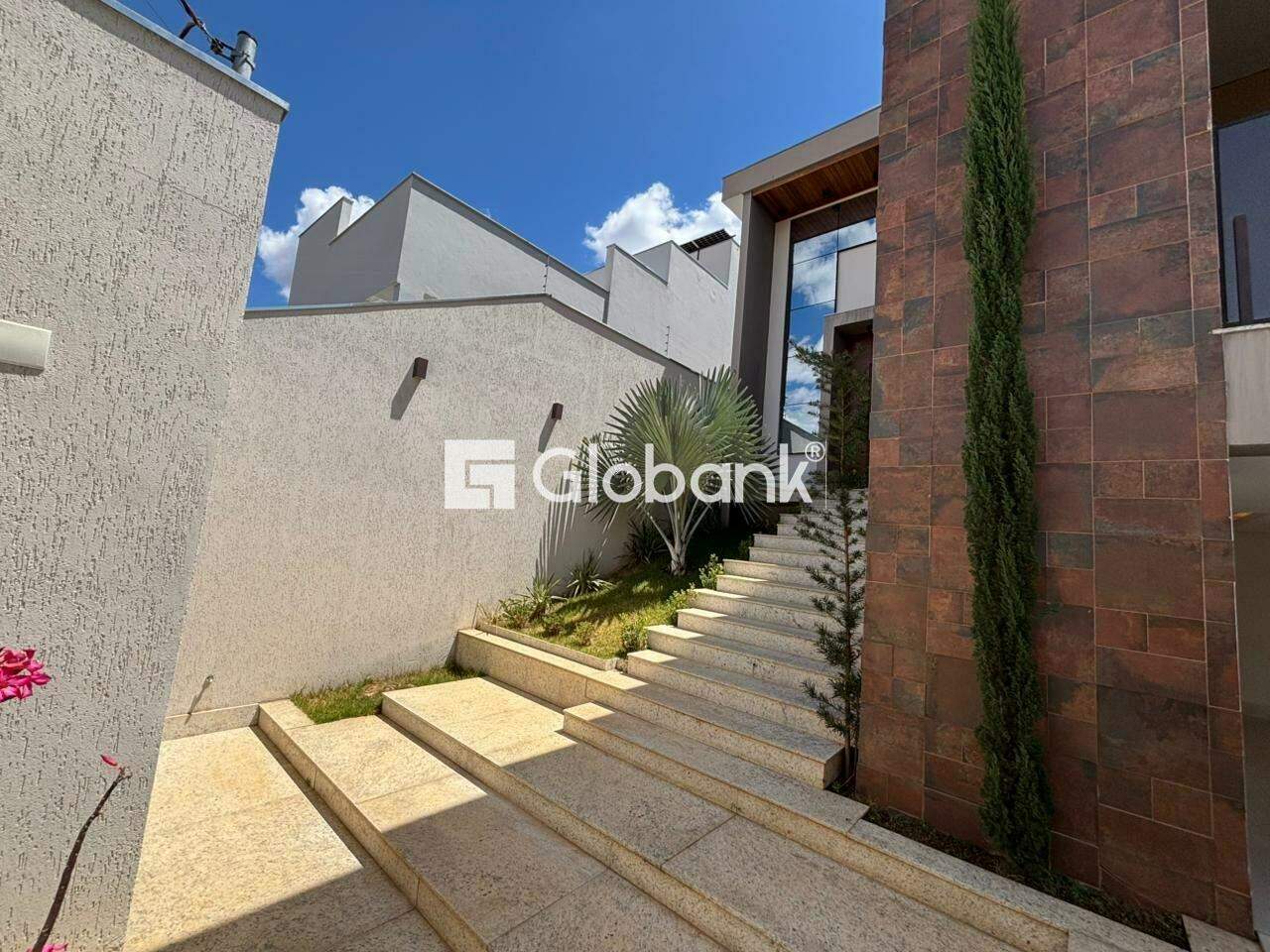 Casa 3 quartos à venda Ibituruna 400m² Montes Claros MG: