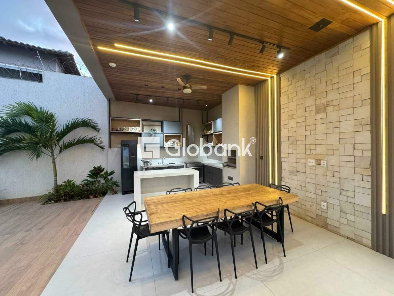 Casa 3 quartos à venda Ibituruna 400m² Montes Claros MG: