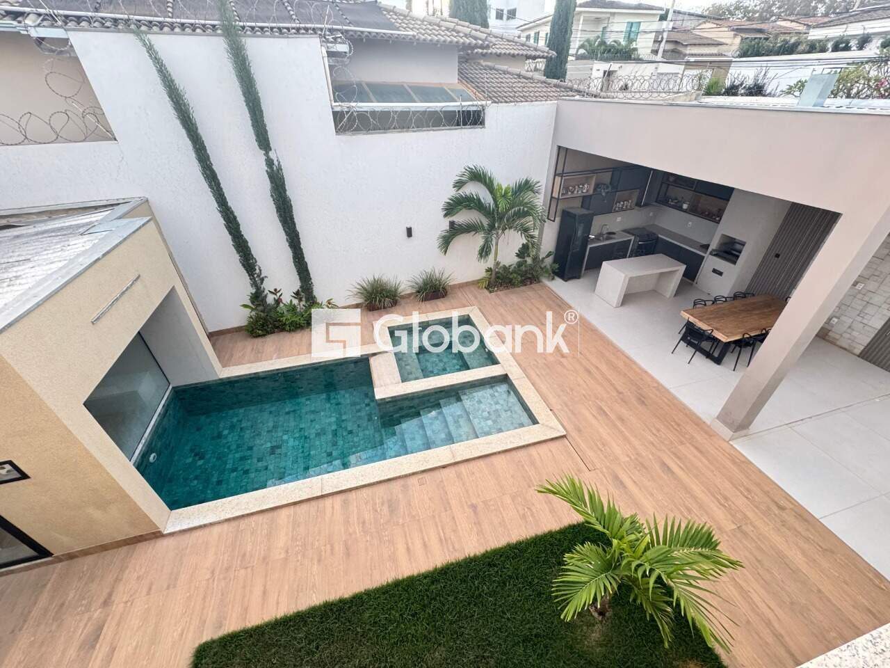 Casa 3 quartos à venda Ibituruna 400m² Montes Claros MG: