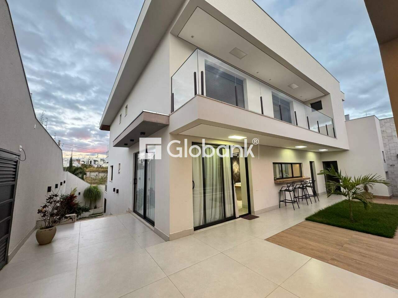 Casa 3 quartos à venda Ibituruna 400m² Montes Claros MG: