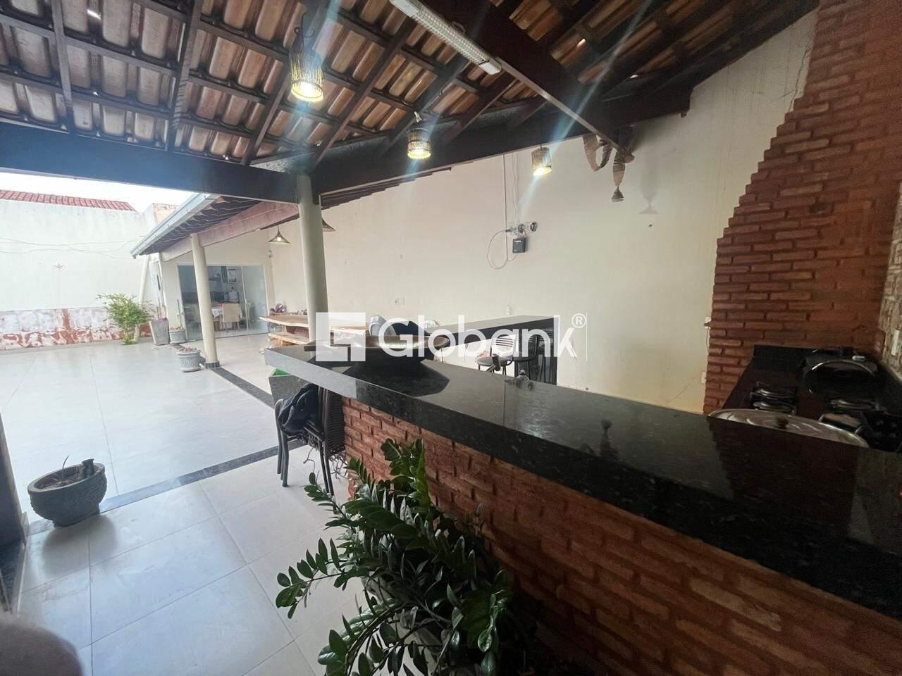 Casa 3 quartos à venda Vila Exposição 250m² Montes Claros MG: REA GOURMET