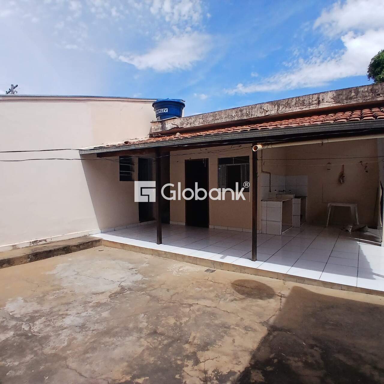 Casa 6 quartos à venda Sagrada Família 180m² Montes Claros MG: 