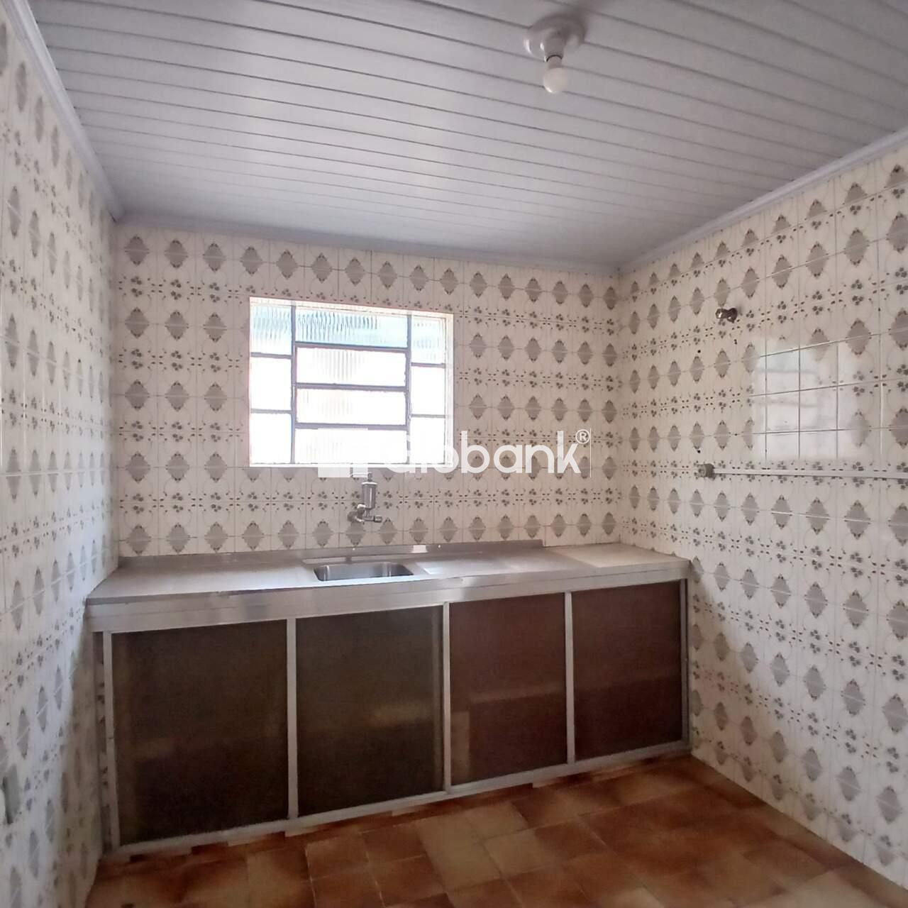 Casa 6 quartos à venda Sagrada Família 180m² Montes Claros MG: 