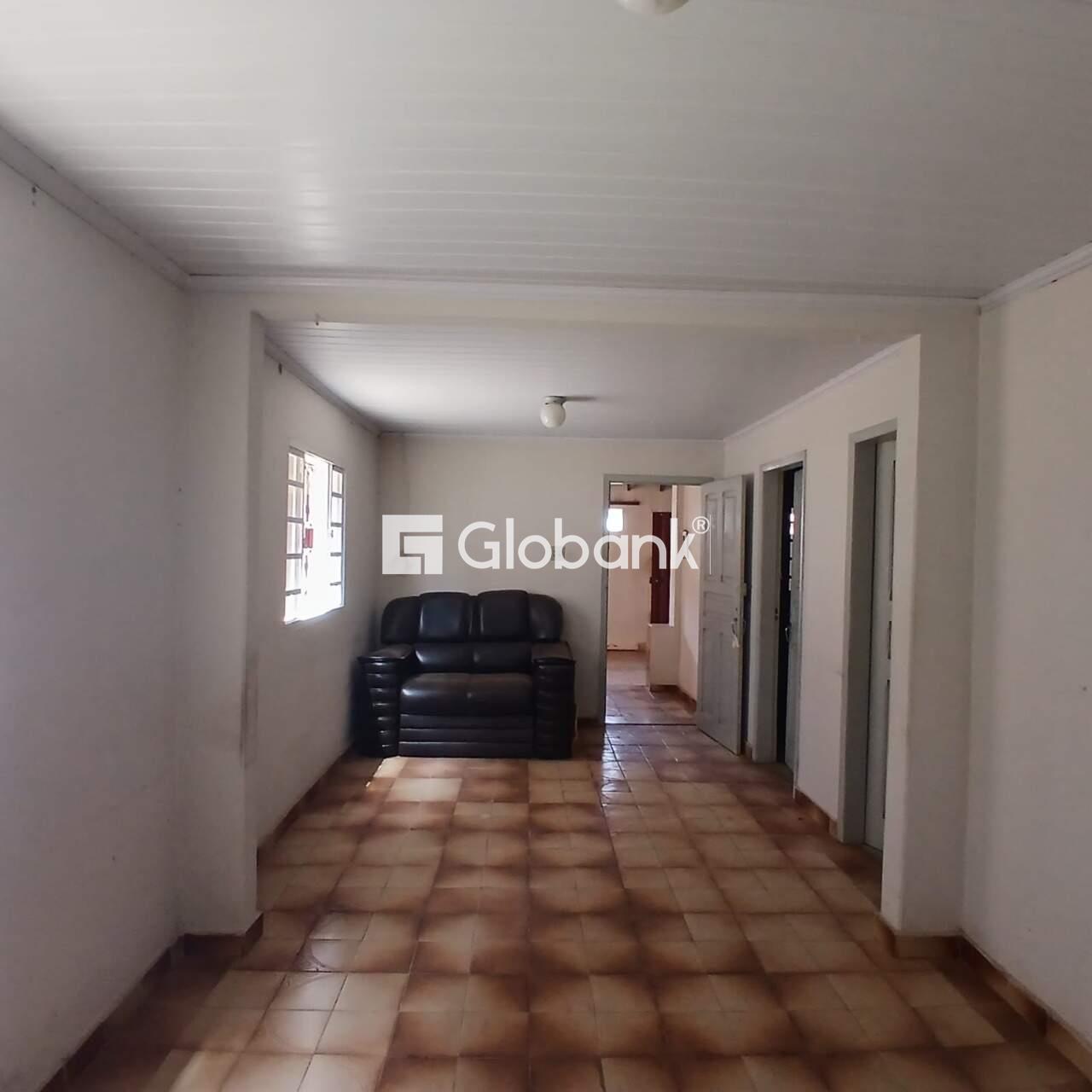 Casa 6 quartos à venda Sagrada Família 180m² Montes Claros MG: 