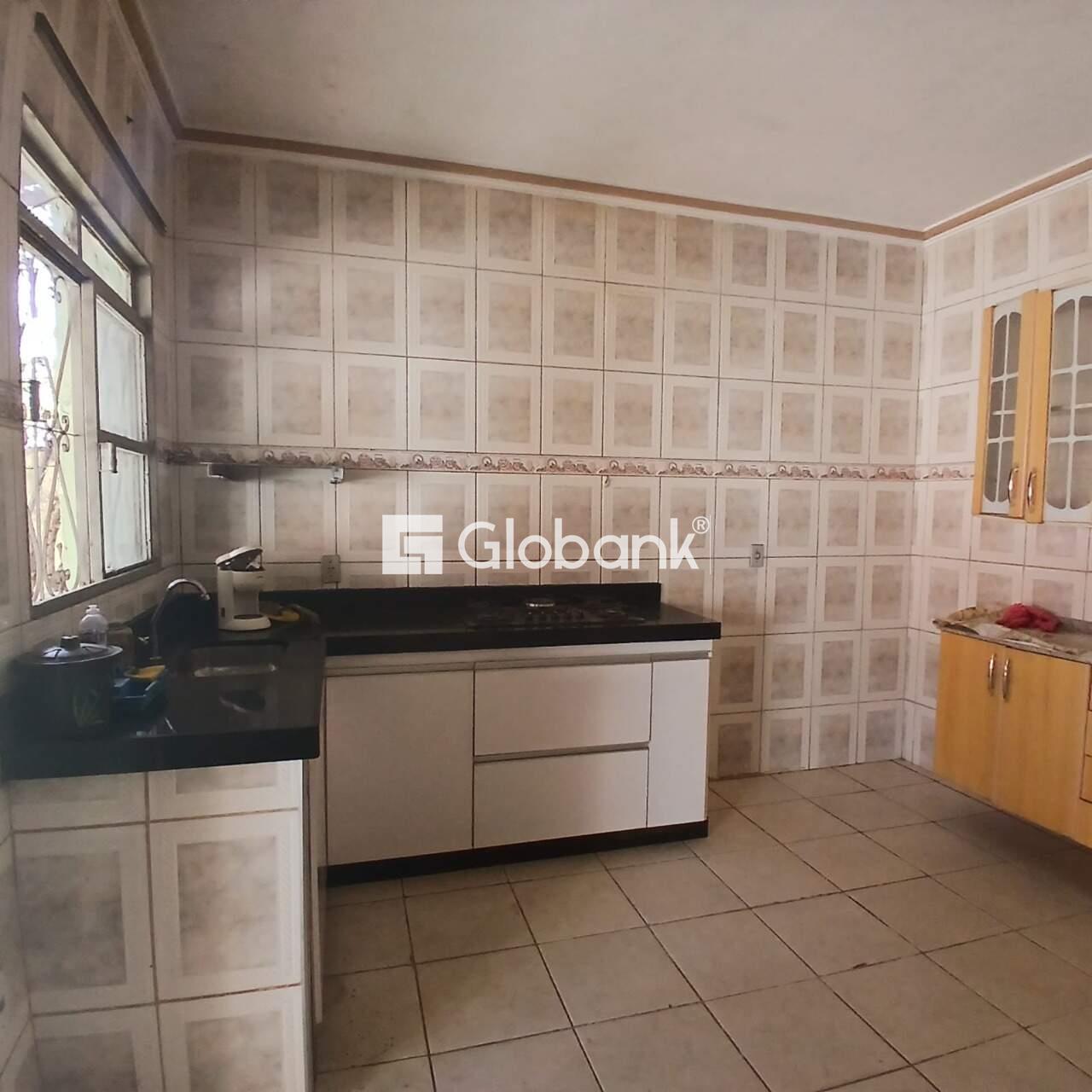 Casa 3 quartos à venda Monte Carmelo 70m² Montes Claros MG: 