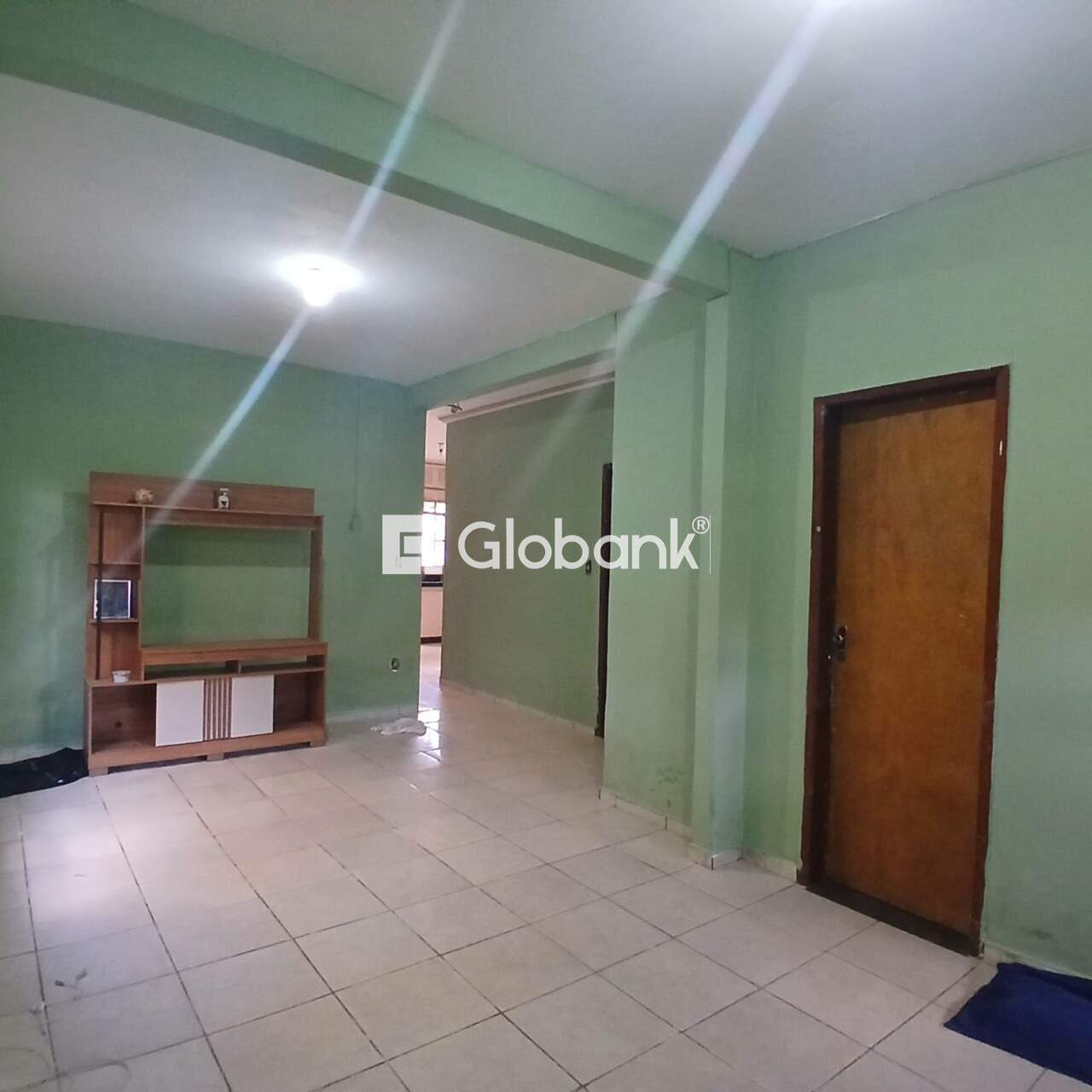 Casa 3 quartos à venda Monte Carmelo 70m² Montes Claros MG: 