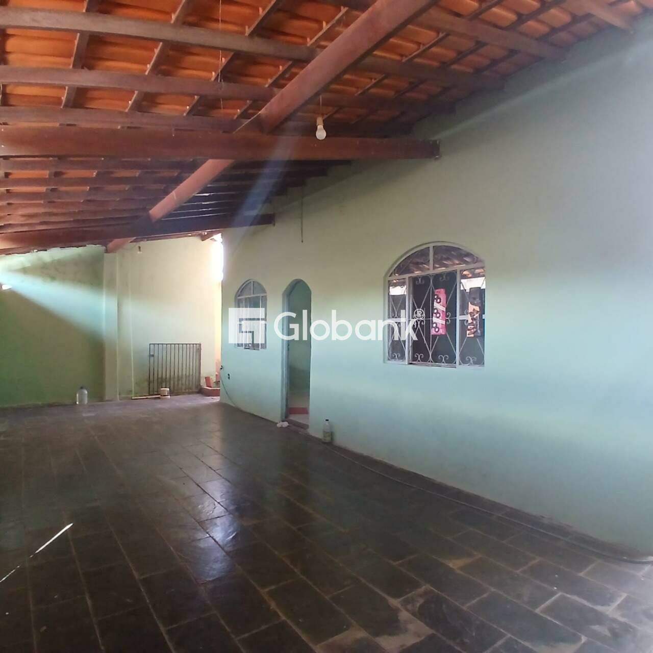 Casa 3 quartos à venda Monte Carmelo 70m² Montes Claros MG: 