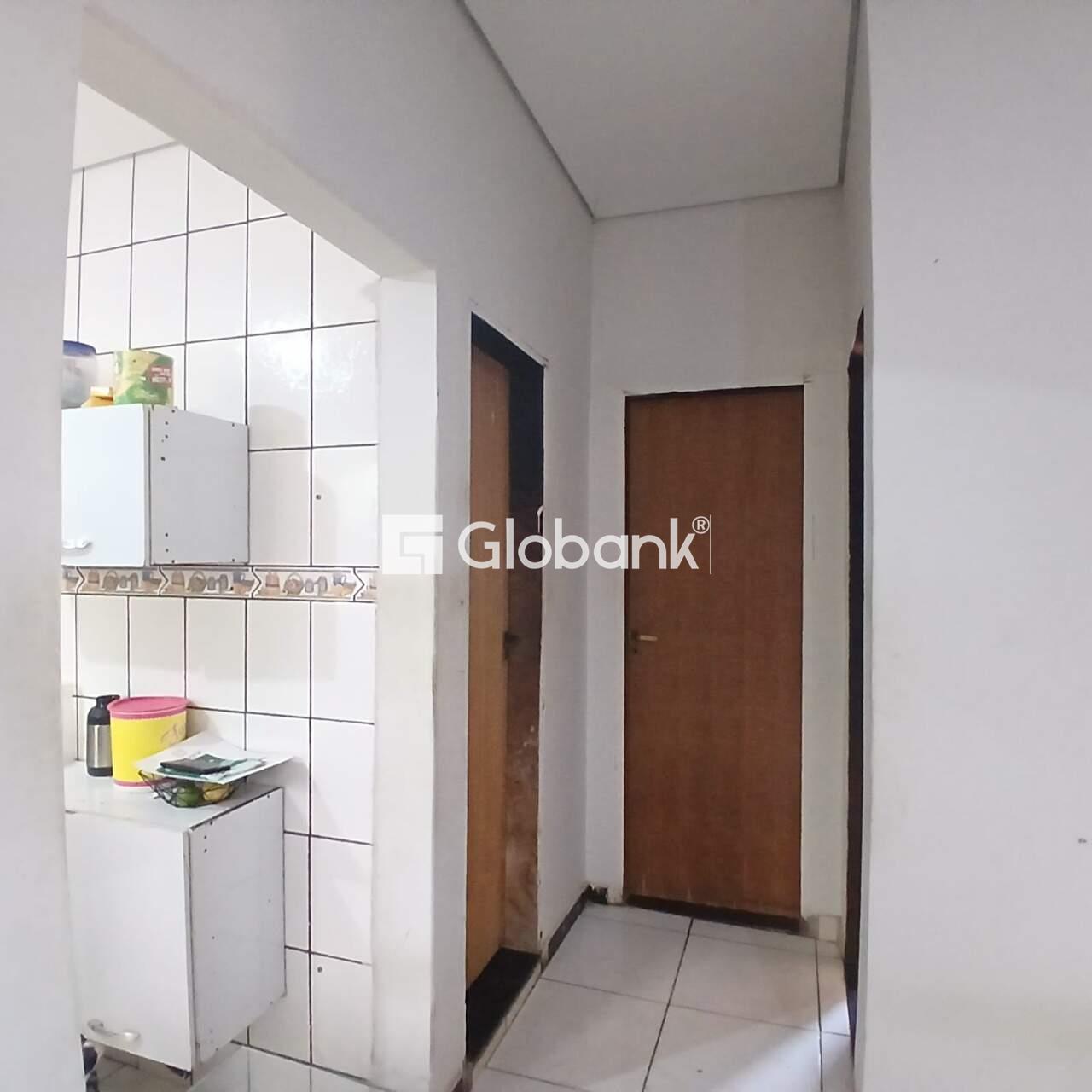 Apartamento 3 quartos à venda Cândida Câmara 0m² Montes Claros MG: 