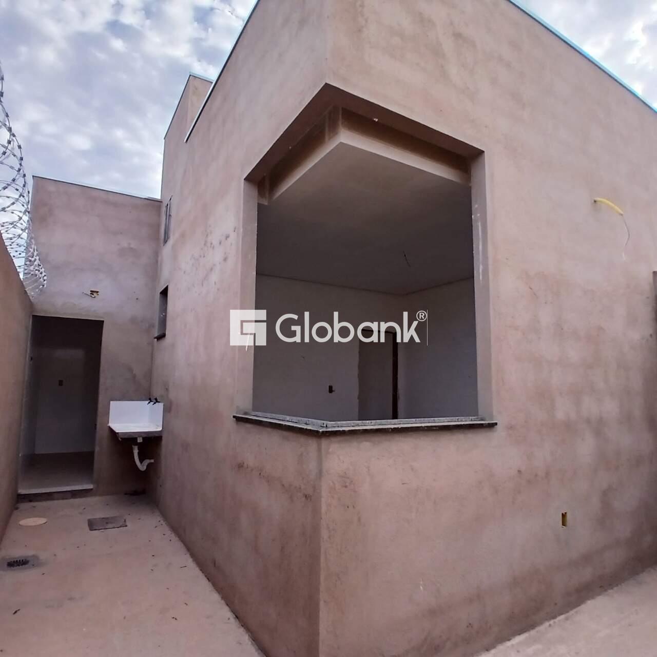 Casa 2 quartos à venda Vila Sion 45m² Montes Claros MG: 