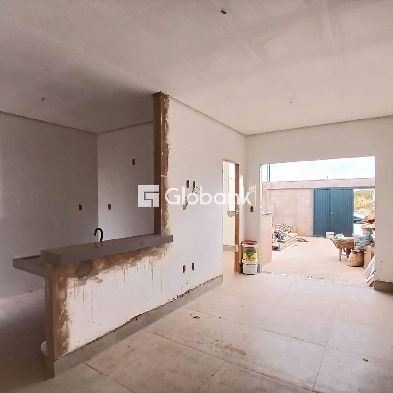 Casa 2 quartos à venda Vila Sion 45m² Montes Claros MG: 