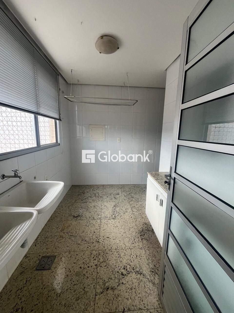 Cobertura 4 quartos à venda Cidade Santa Maria 229,43m² Montes Claros MG: 