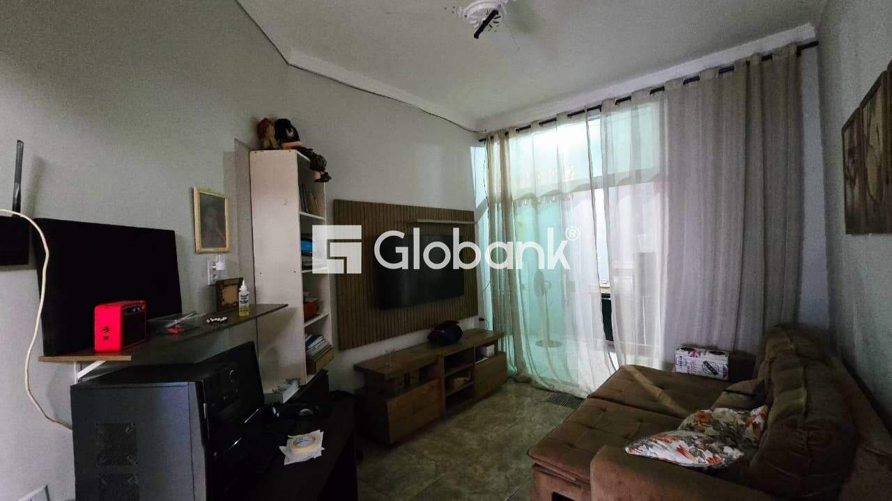 Casa 3 quartos à venda Carmelo 125m² Montes Claros MG: 