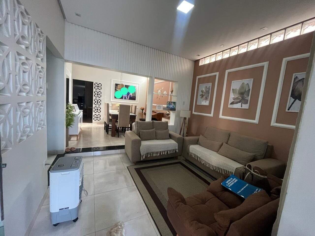 Casa 3 quartos à venda Carmelo 125m² Montes Claros MG: 