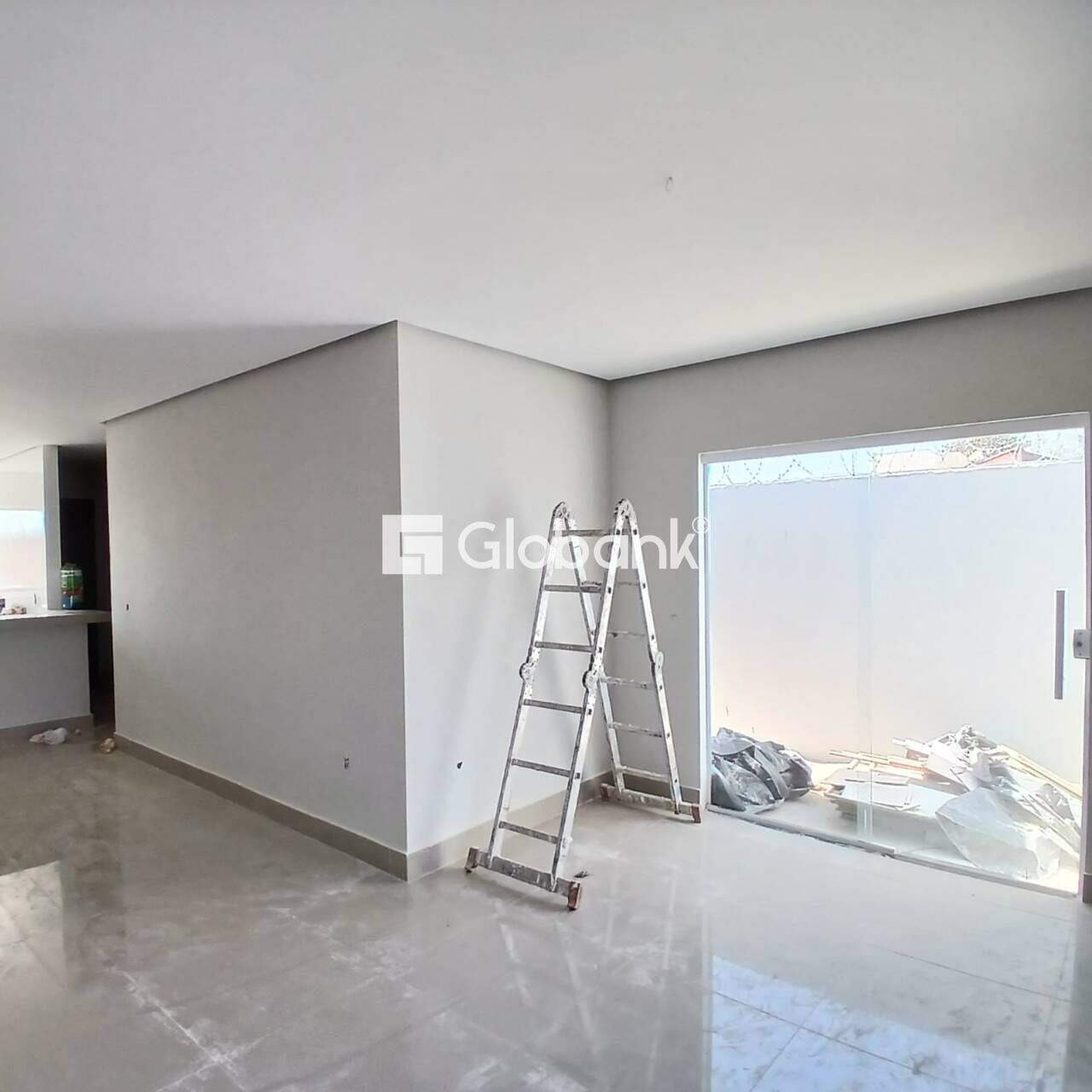 Casa 3 quartos à venda Santo Inácio 72m² Montes Claros MG: 