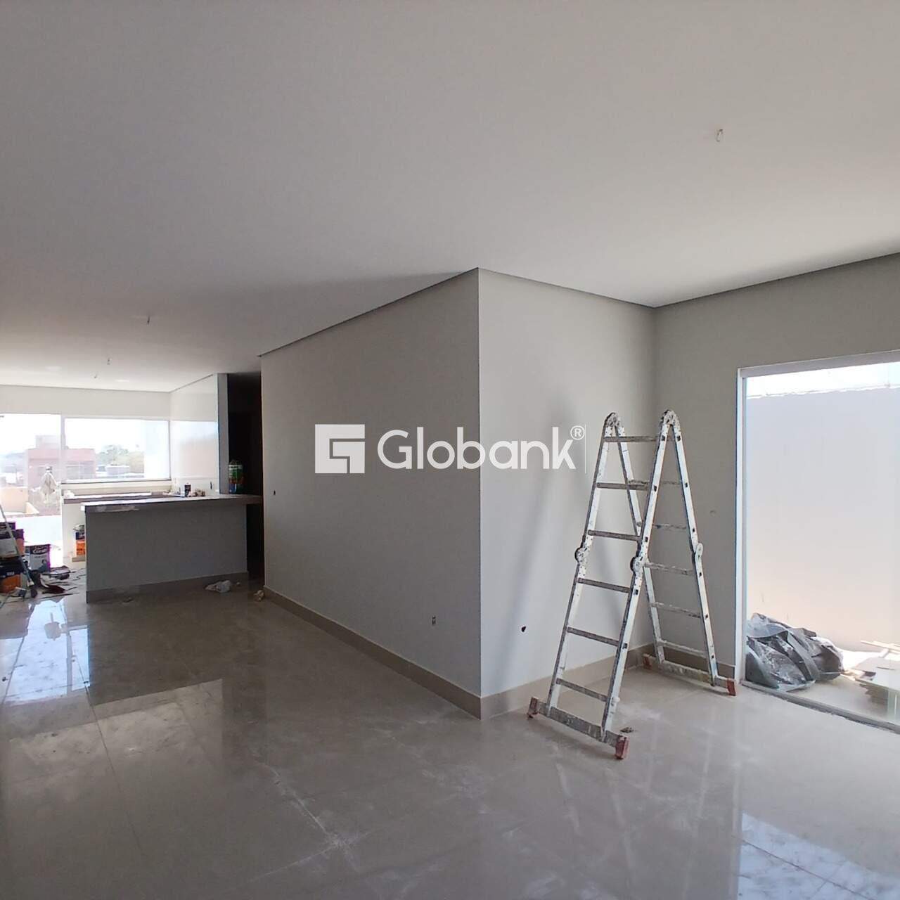 Casa 3 quartos à venda Santo Inácio 72m² Montes Claros MG: 