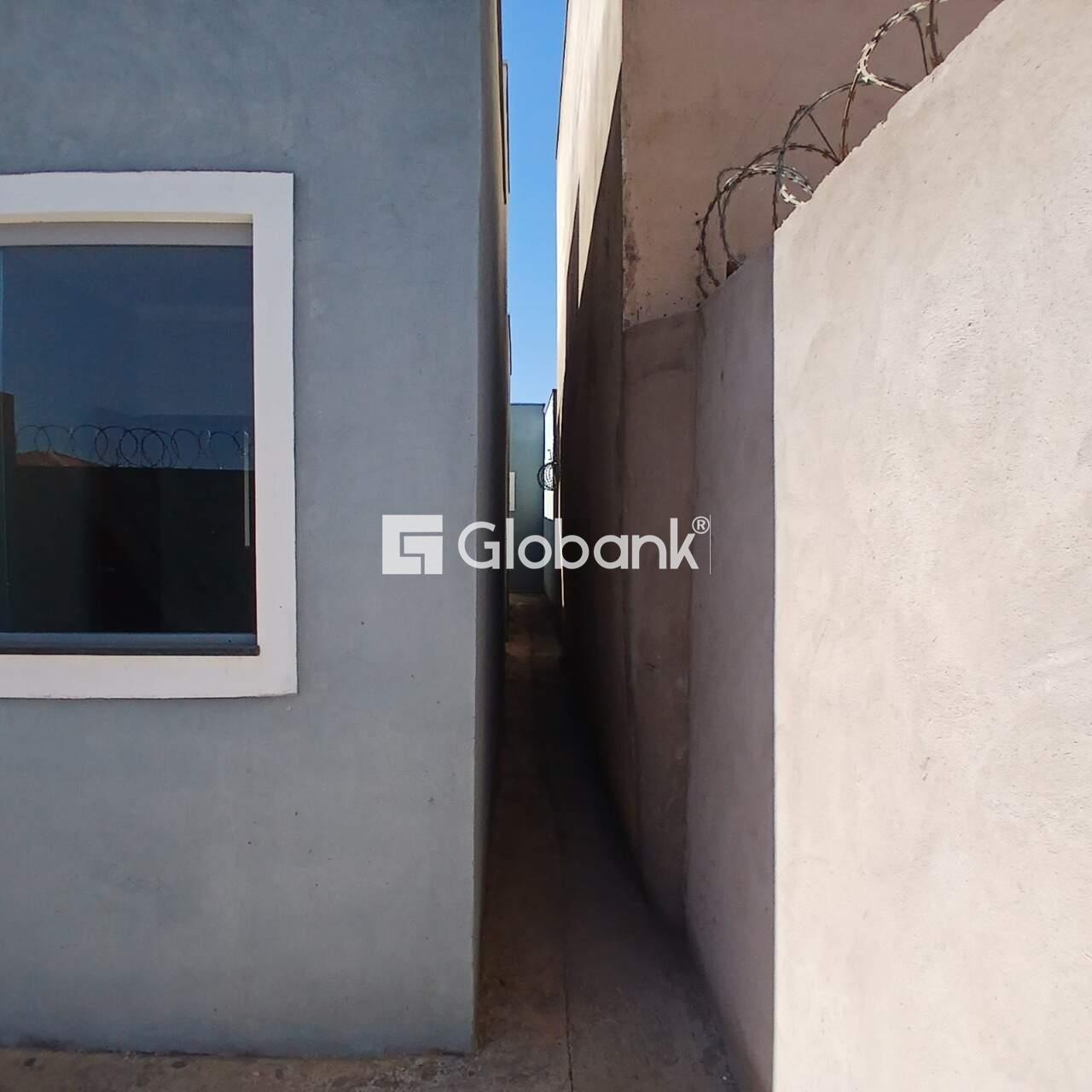 Casa 3 quartos à venda Santo Inácio 74m² Montes Claros MG: 