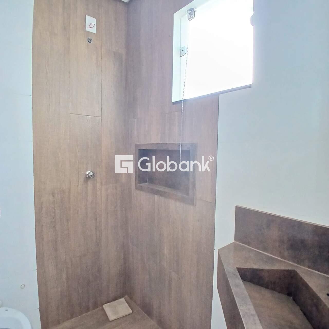 Casa 3 quartos à venda Santo Inácio 74m² Montes Claros MG: 