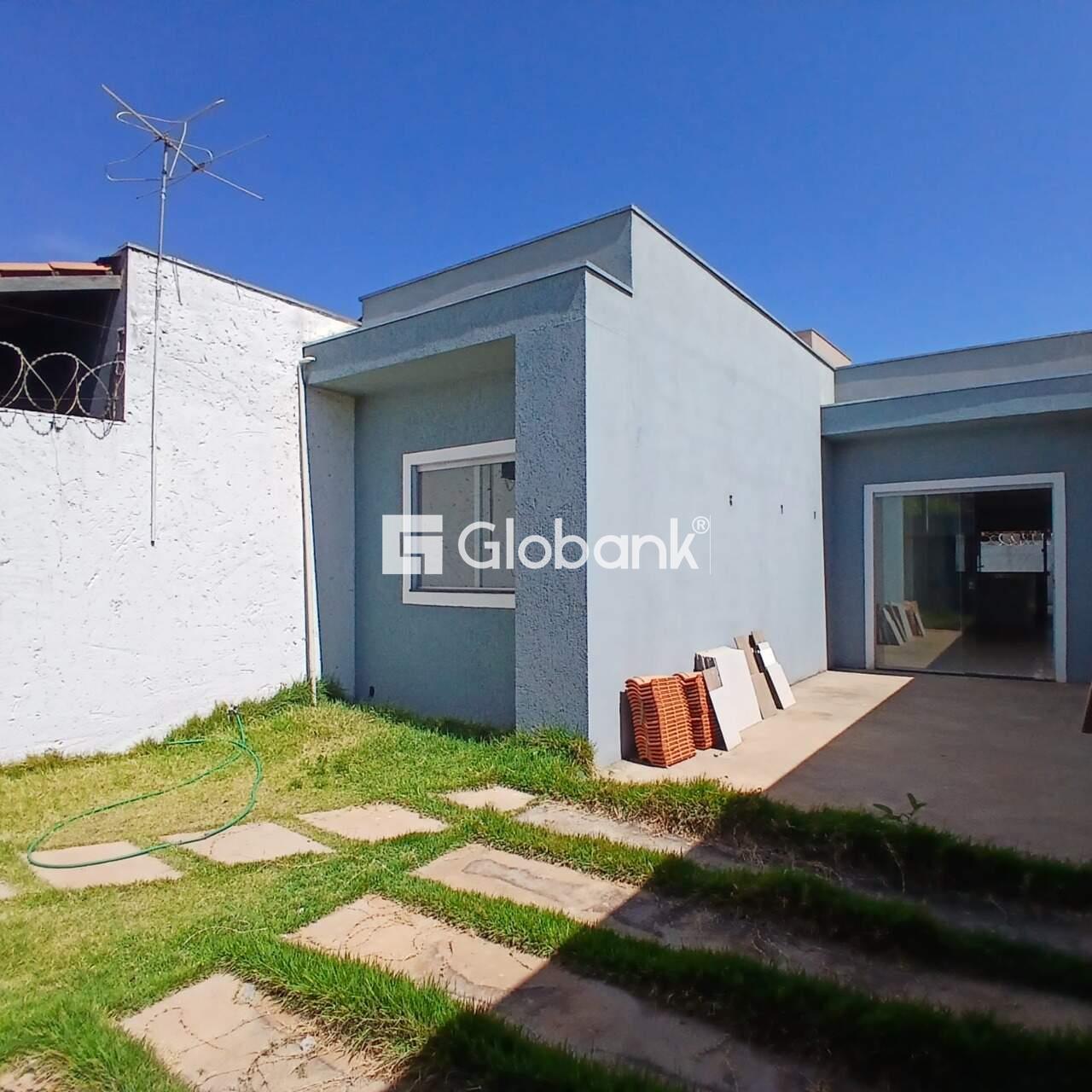 Casa 3 quartos à venda Santo Inácio 74m² Montes Claros MG: 