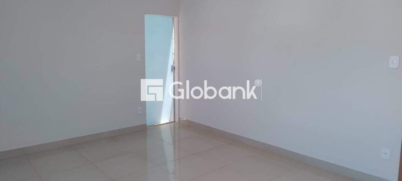 Cobertura 3 quartos à venda Major Prates 190m² Montes Claros MG: 