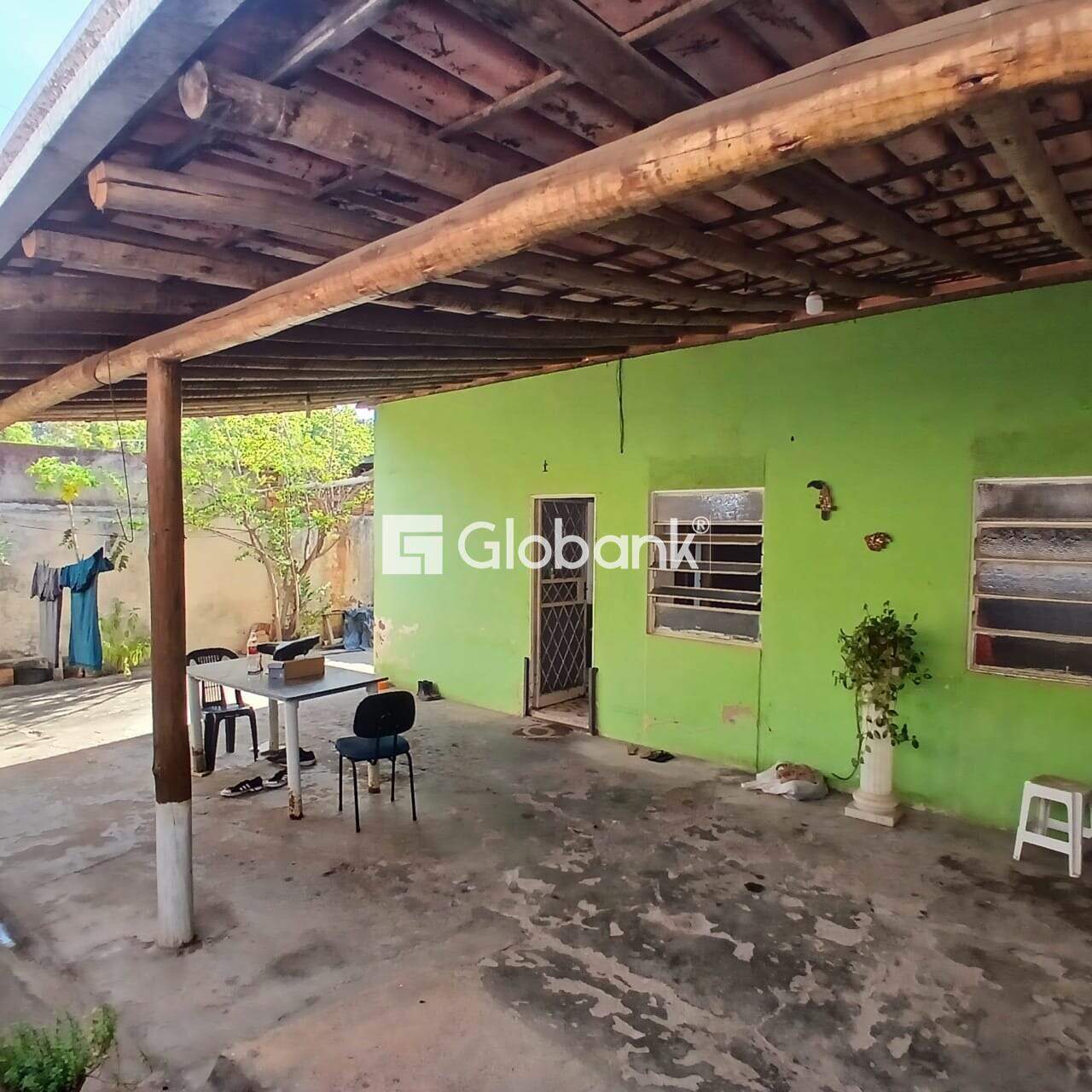 Casa 3 quartos à venda Conjunto Residencial JK 100m² Montes Claros MG: 