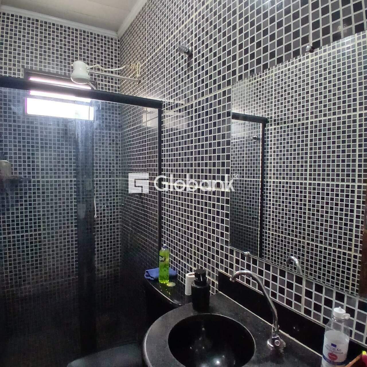 Casa 4 quartos à venda Conjunto Residencial JK 84m² Montes Claros MG: 
