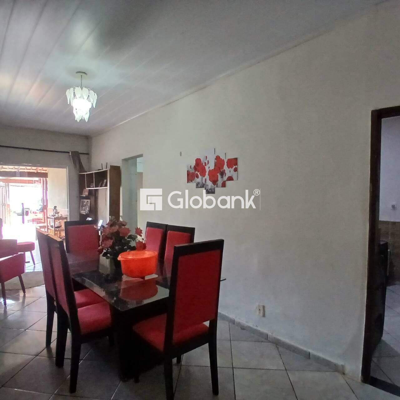 Casa 4 quartos à venda Conjunto Residencial JK 84m² Montes Claros MG: 