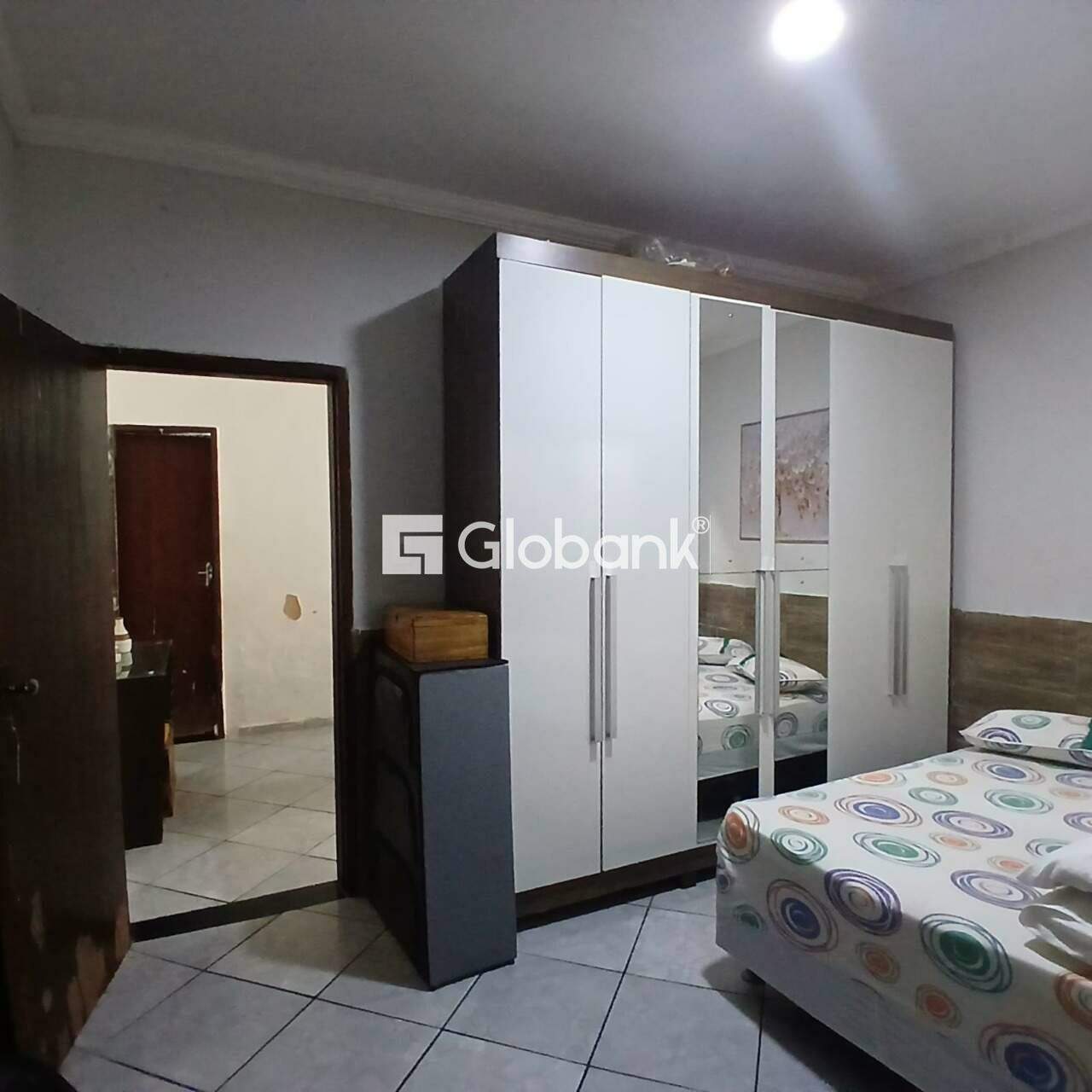 Casa 4 quartos à venda Conjunto Residencial JK 84m² Montes Claros MG: 