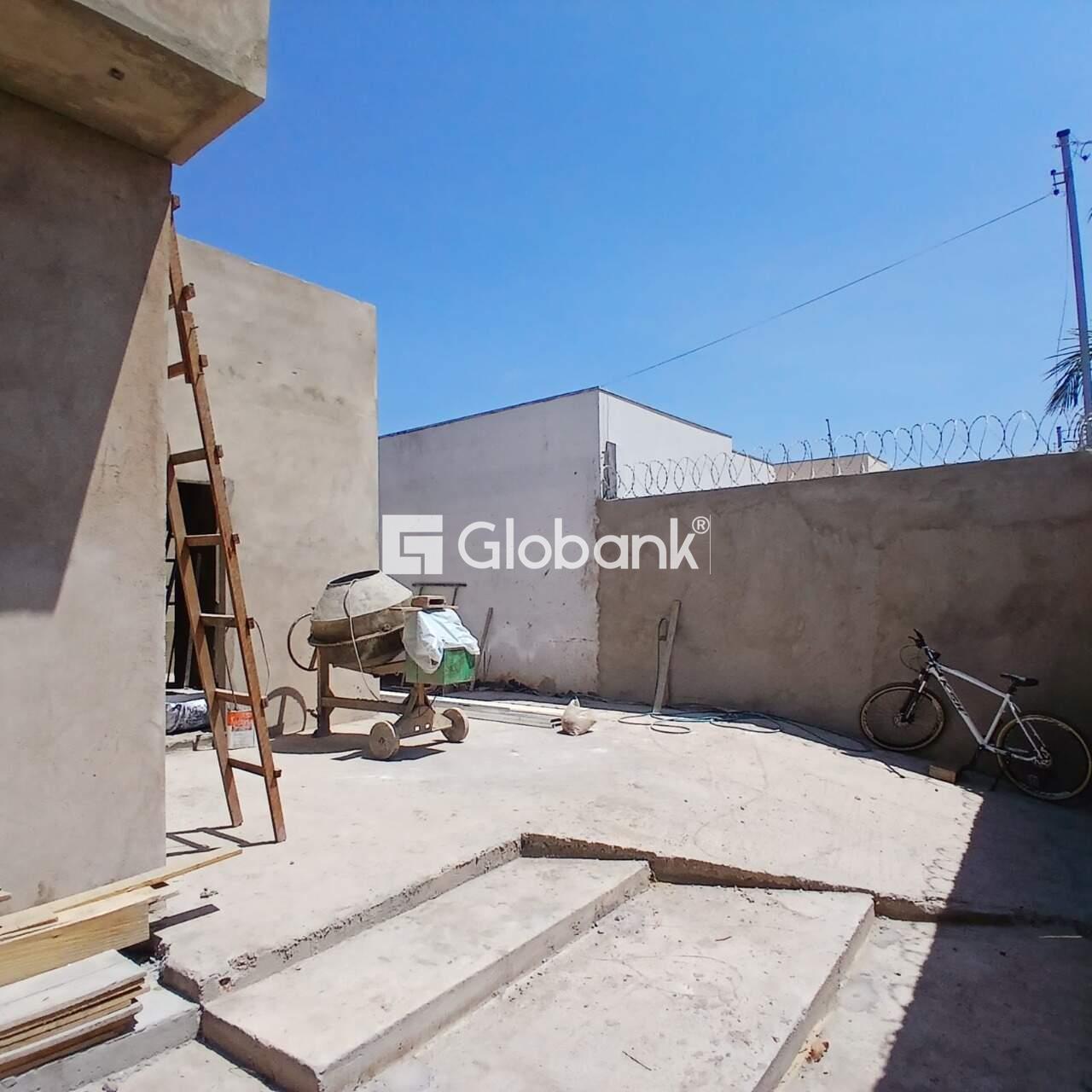 Casa 2 quartos à venda Residencial Golden Village 52,23m² Montes Claros MG: 